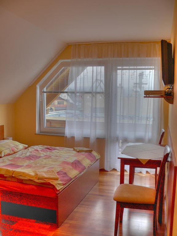 Privat Baja Hotel Liptovsky Mikulas Room photo