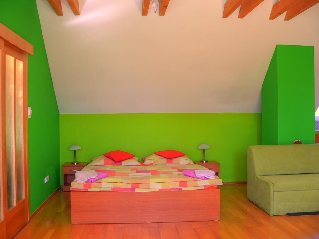 Privat Baja Hotel Liptovsky Mikulas Room photo