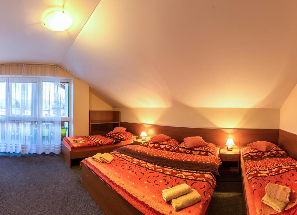 Privat Baja Hotel Liptovsky Mikulas Exterior photo